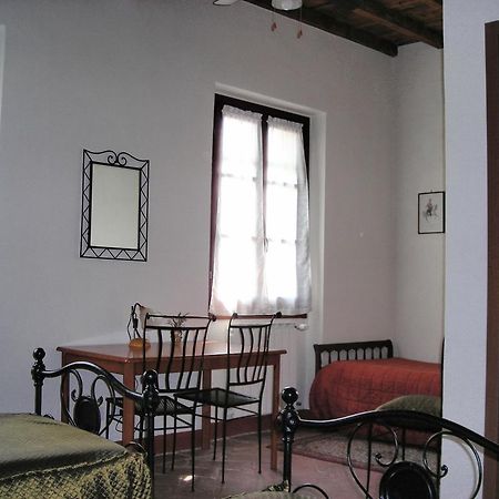 Ozzero Agriturismo Cascina Roma חדר תמונה