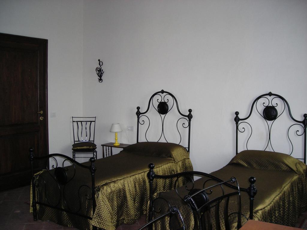 Ozzero Agriturismo Cascina Roma חדר תמונה